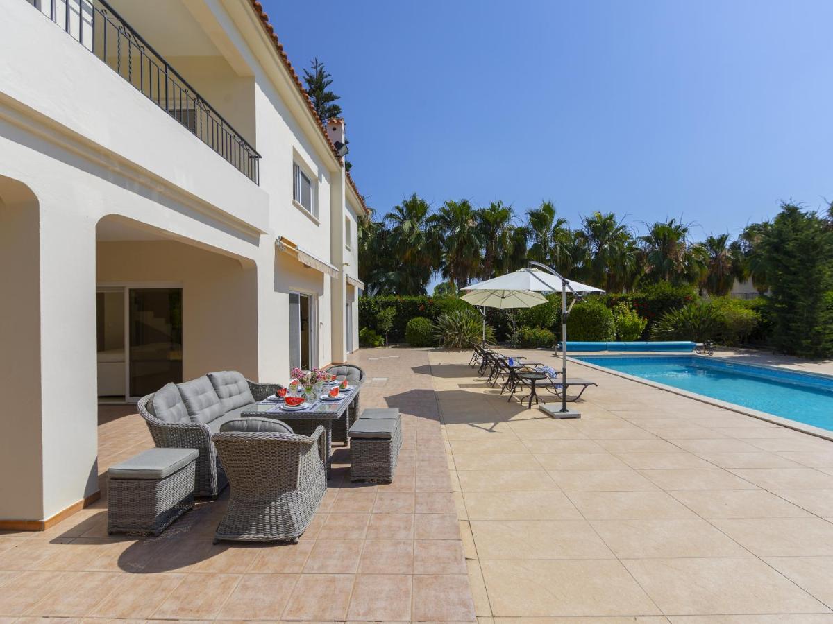 הוילה לרנקה Meneou Seaside Mansion 7 מראה חיצוני תמונה