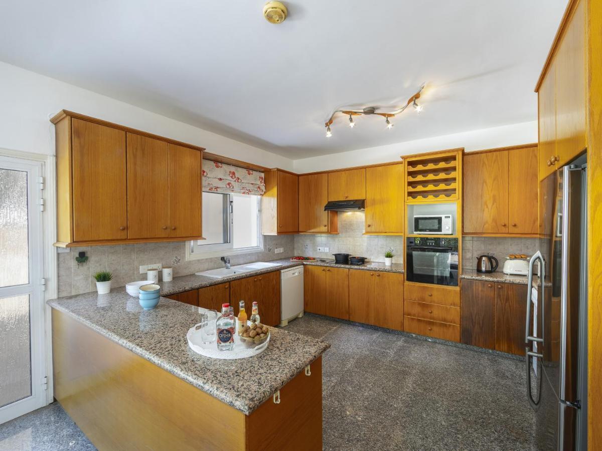 הוילה לרנקה Meneou Seaside Mansion 7 מראה חיצוני תמונה