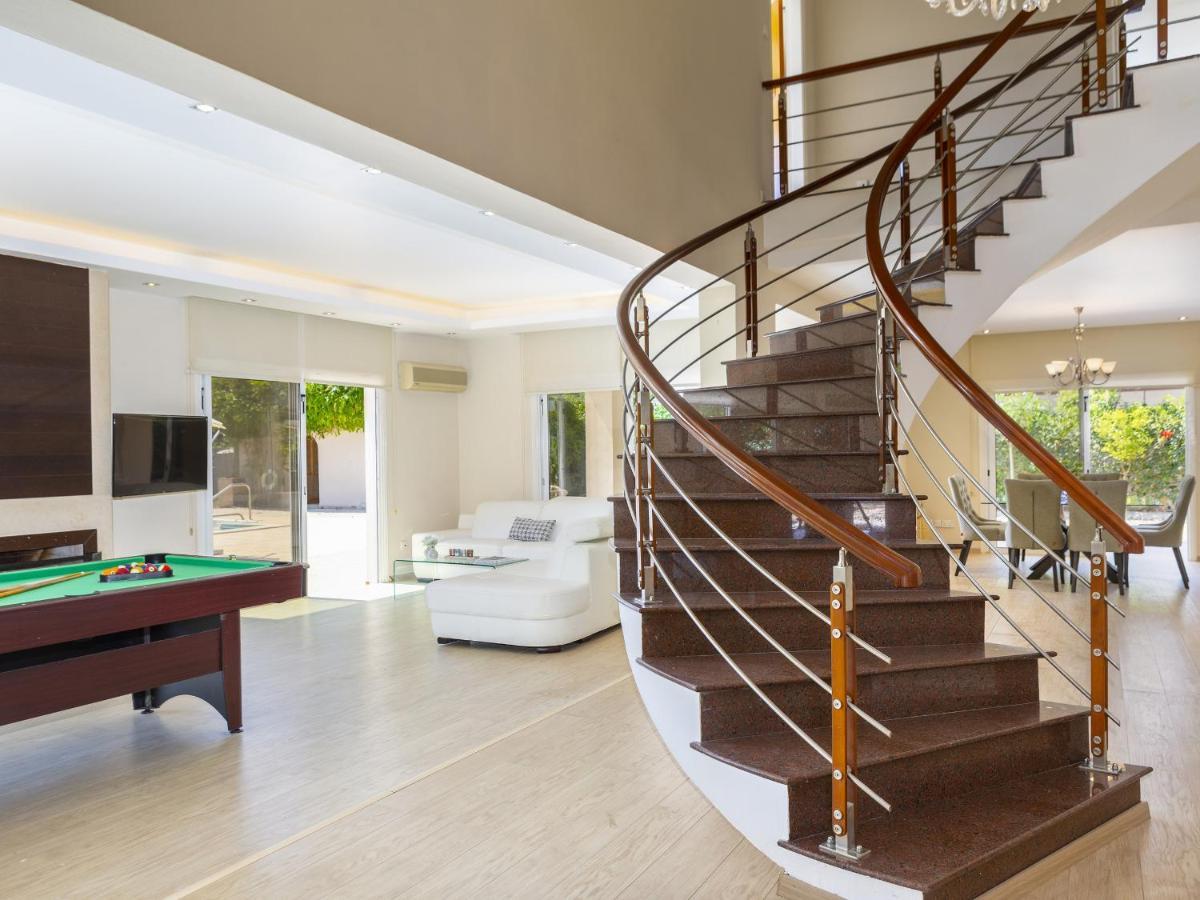 הוילה לרנקה Meneou Seaside Mansion 7 מראה חיצוני תמונה