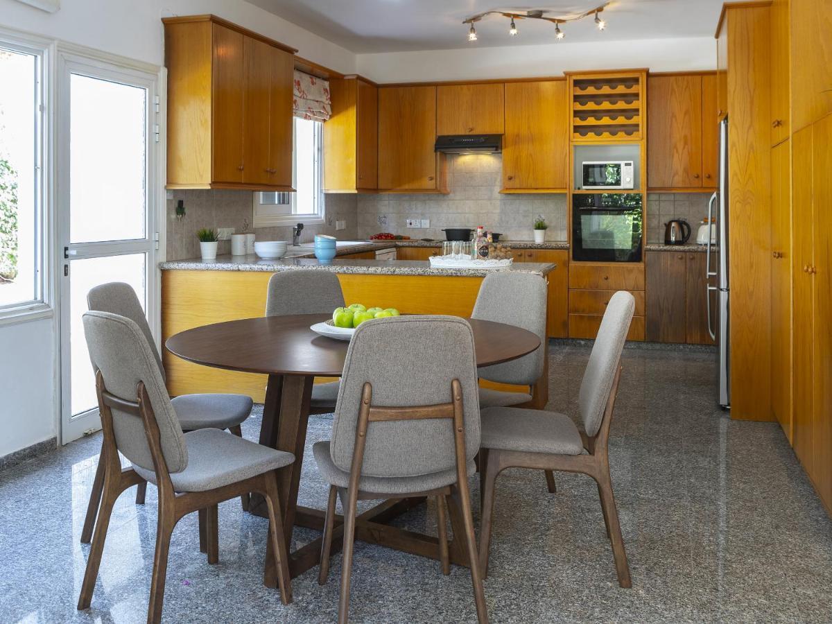 הוילה לרנקה Meneou Seaside Mansion 7 מראה חיצוני תמונה