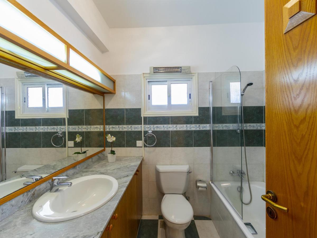 הוילה לרנקה Meneou Seaside Mansion 7 מראה חיצוני תמונה