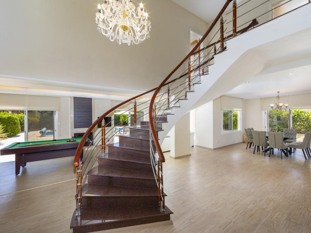 הוילה לרנקה Meneou Seaside Mansion 7 מראה חיצוני תמונה