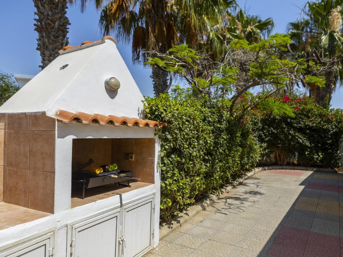 הוילה לרנקה Meneou Seaside Mansion 7 מראה חיצוני תמונה